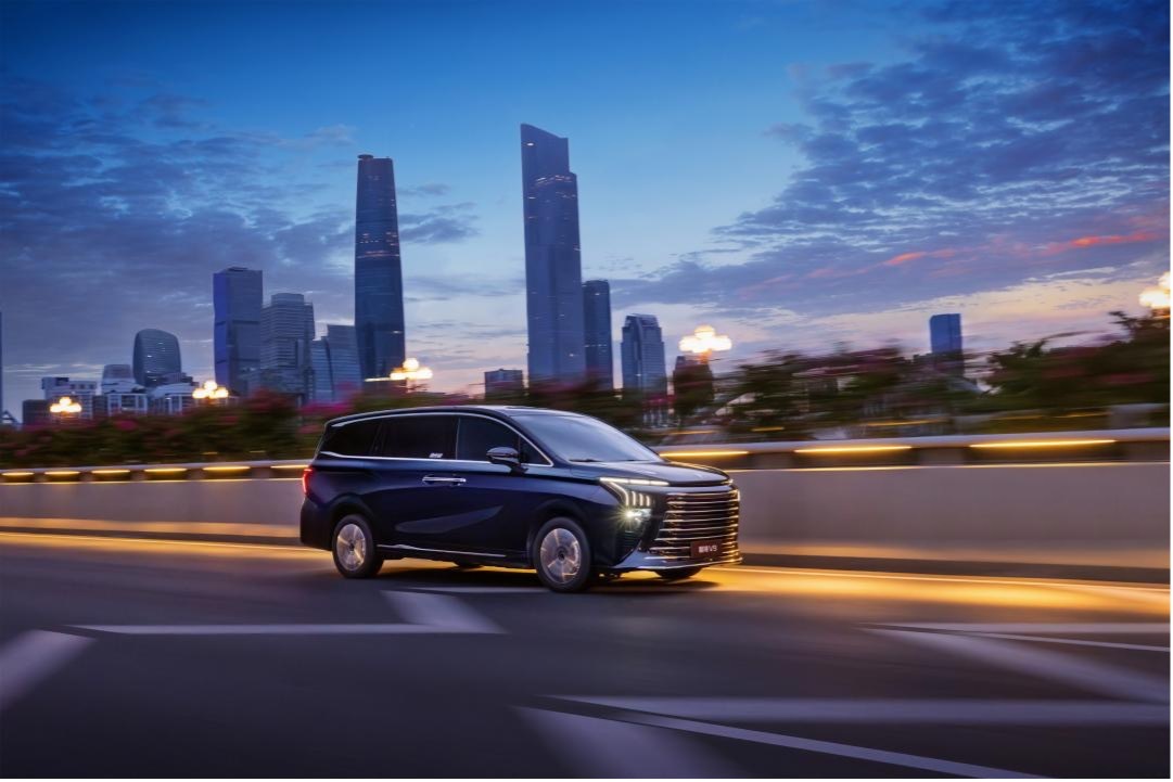 星海V9越享系列补贴后14.99万元起，东风风行剑指2030年MPV市场TOP3