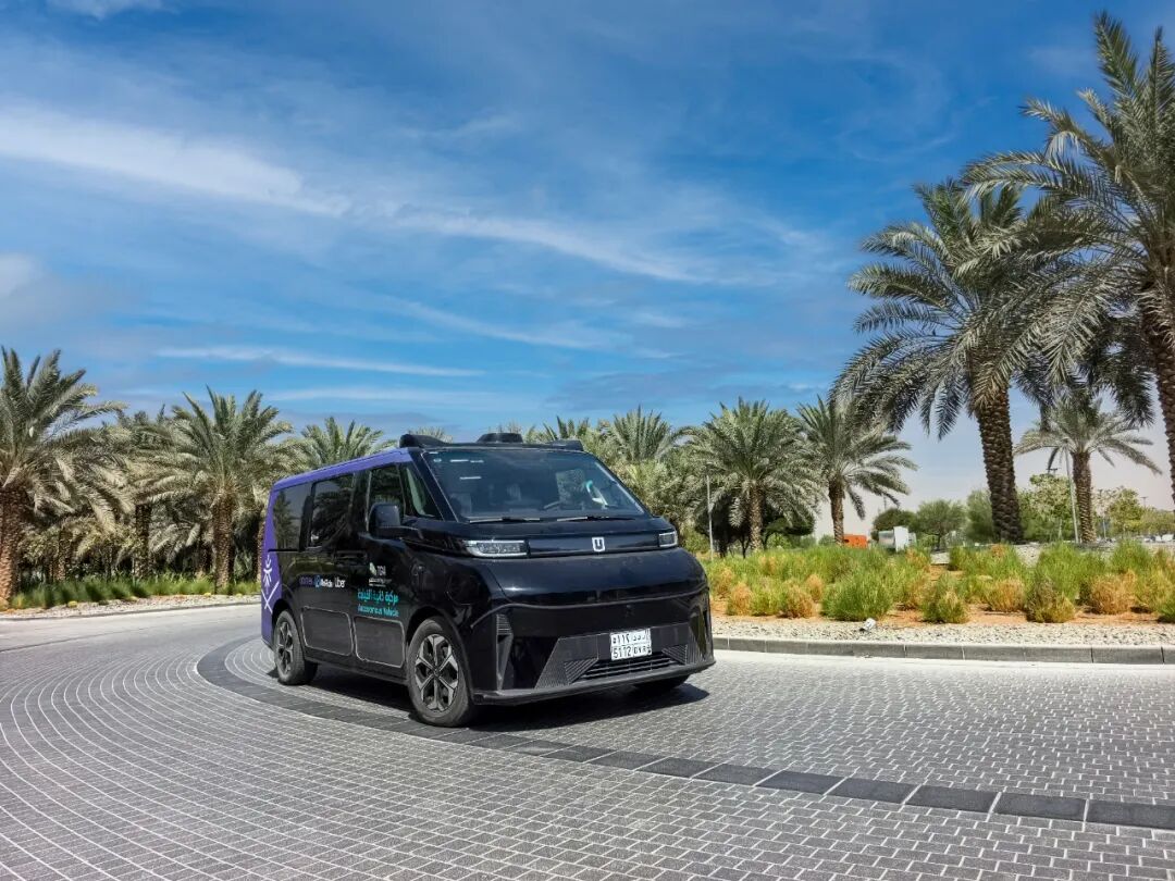 文远知行携手Uber在利雅得开放Robotaxi公众运营服务