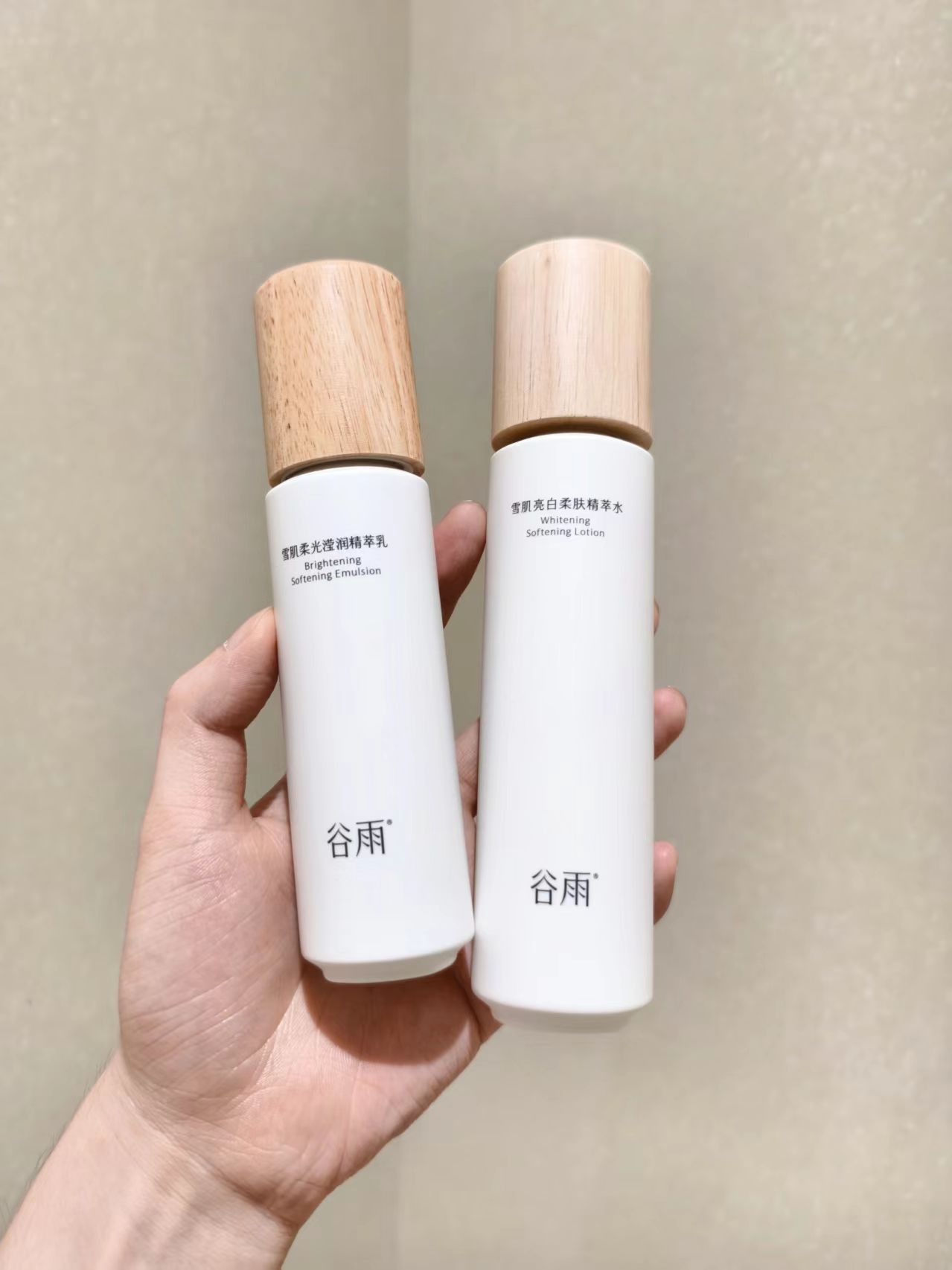 适合学生党暗沉的提亮水乳推荐：榜一值得无限回购