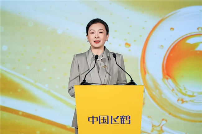 飞鹤发布“新一代更适合”，权威专家团共证科研突破