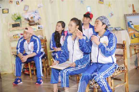 学生装品牌折扣店加盟