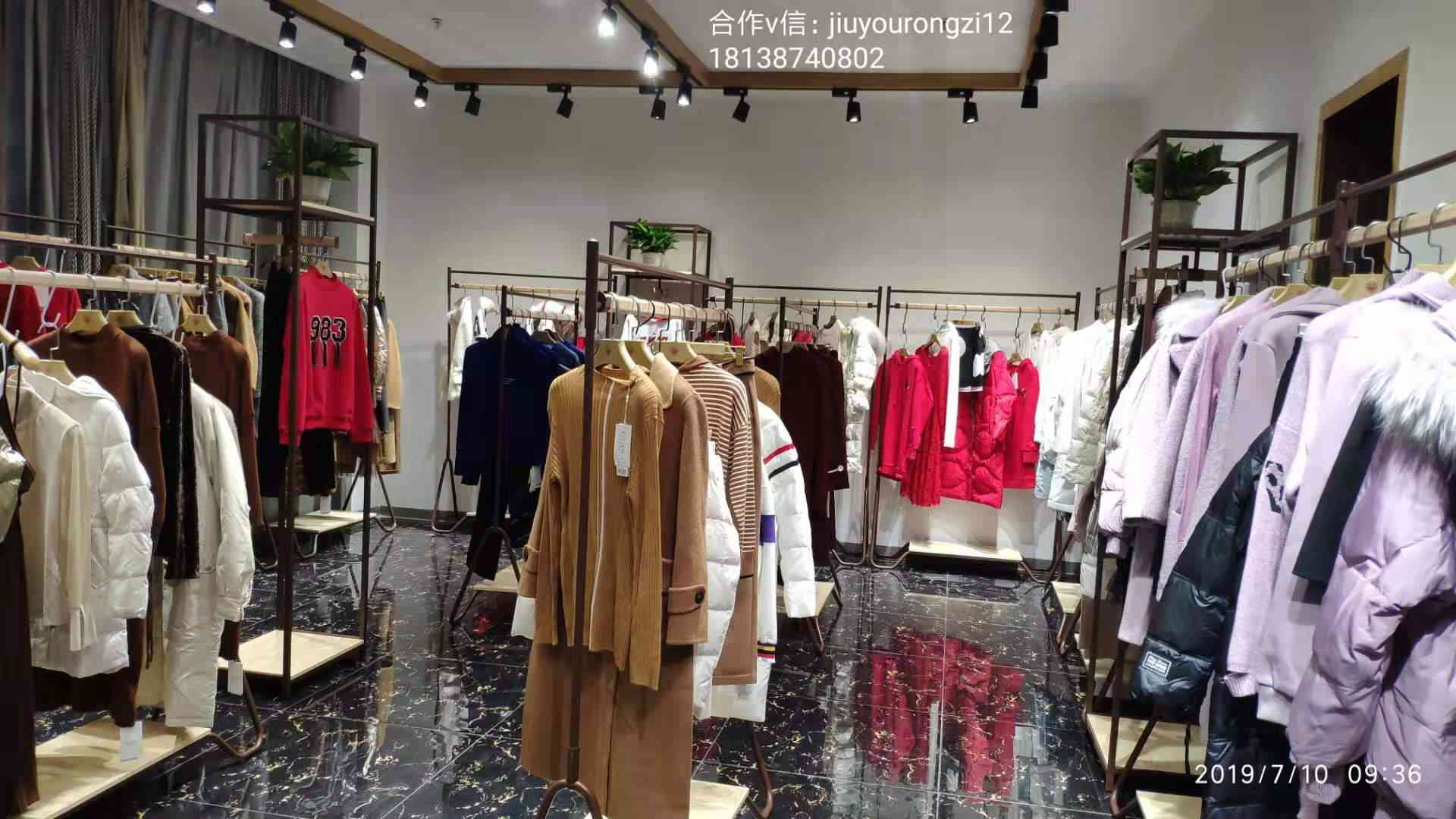 重庆服装厂家直接拿货