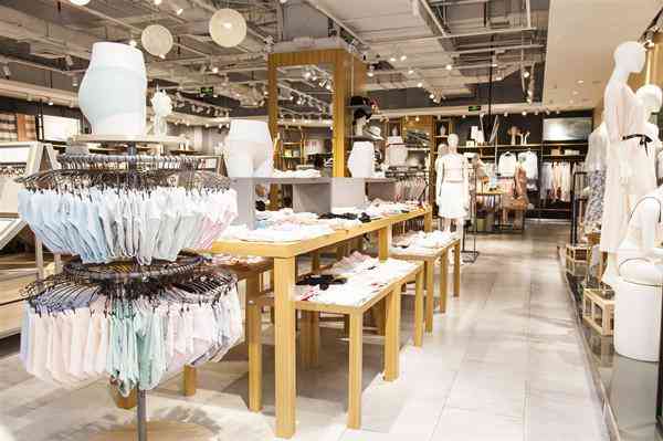 柔美内衣集合店