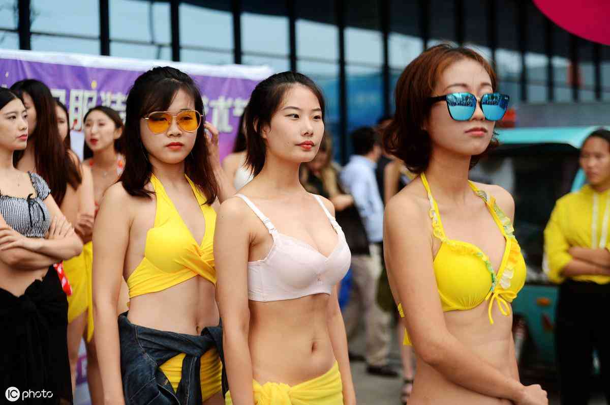 服装代理商怎么找厂家