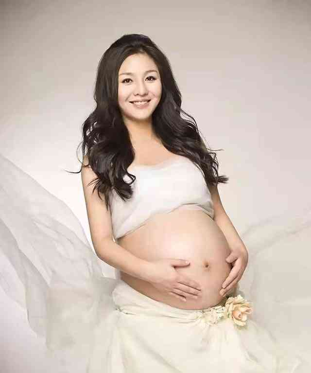 孕妇禁用的化妆品(孕妇禁用的化妆品如果不小心用了怎么办)