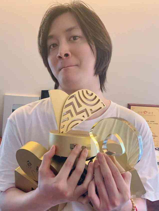 王大仙抽荣耀水晶化妆品(王大仙抽荣耀水晶化妆品是真的吗)