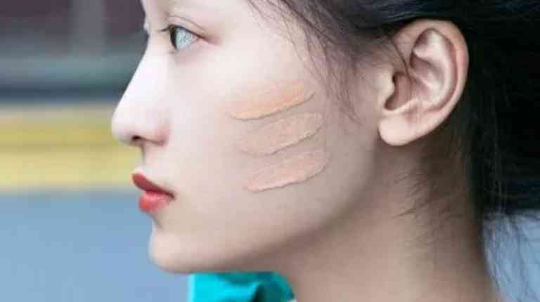 油皮适合哪个牌子化妆品(油皮适合哪个牌子化妆品好用)