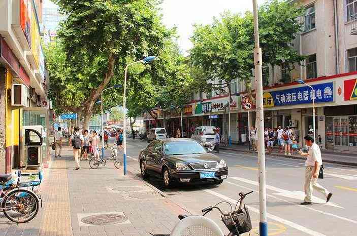 外国的国货化妆品品牌是什么(外国的国货化妆品品牌是什么牌子)