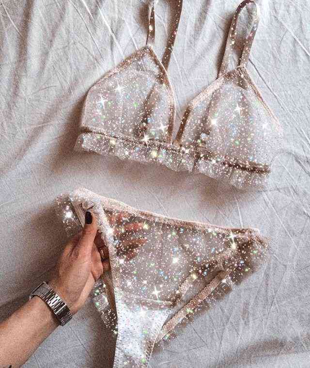 比基尼——比世界上最小的泳衣还要小