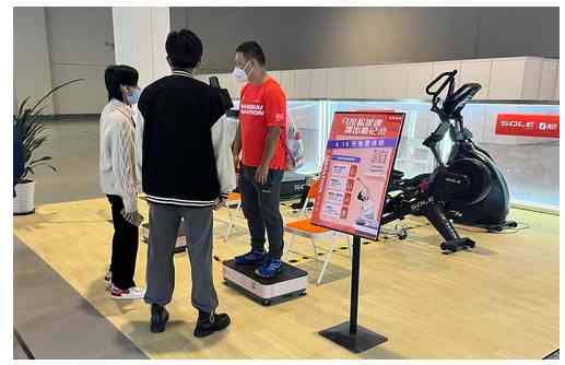 “魔跳”助力上海马拉松，为马拉松选手进行赛前提速训练和放松