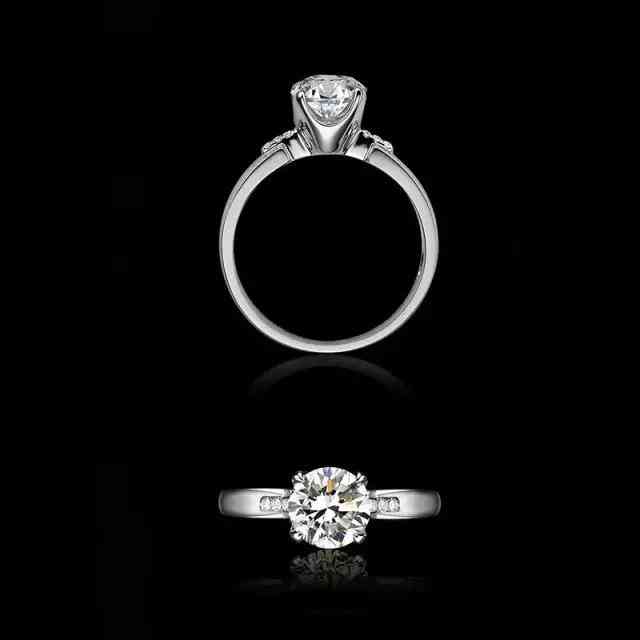 经典款钻石女戒款式