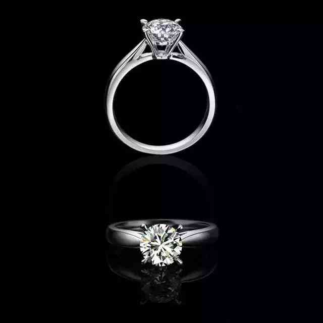 经典款钻石女戒款式