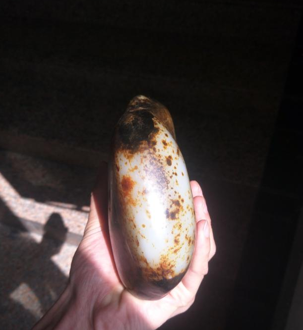 70万一克的羊脂白玉(100万元的羊脂白玉籽料)插图4