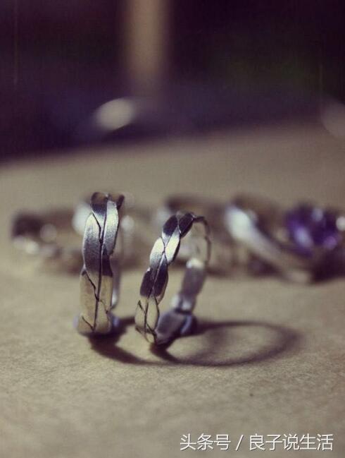 制作一对纯银情侣对戒就是这么简单,不是你做不到,而是你没想到