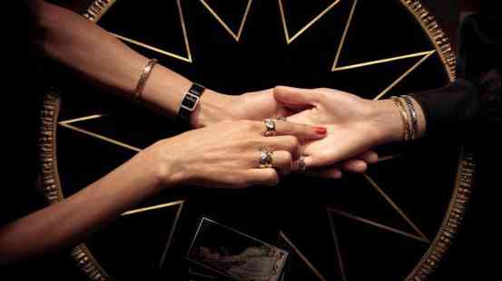 单身戒指怎么戴(永久单身戒指怎么戴)