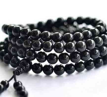 黑曜石戴哪只手(黑曜石戴哪只手合适)