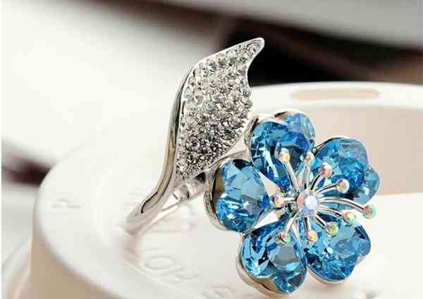 施华洛世奇app验货(施华洛世奇专柜会帮忙验货吗)