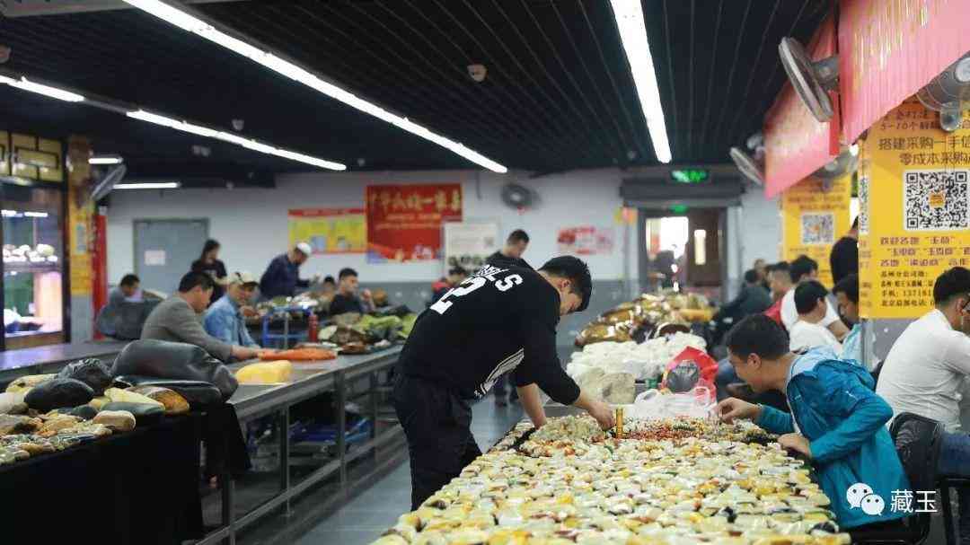 和田玉籽料价格(2022年和田玉籽料价格)