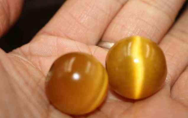 天然猫眼石价格多少钱(天然猫眼石价格多少钱一颗)