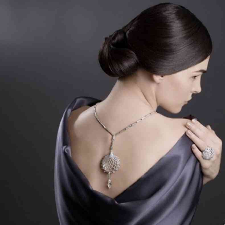 925银是纯银吗会掉色吗(925银是纯银吗会掉色吗图片)