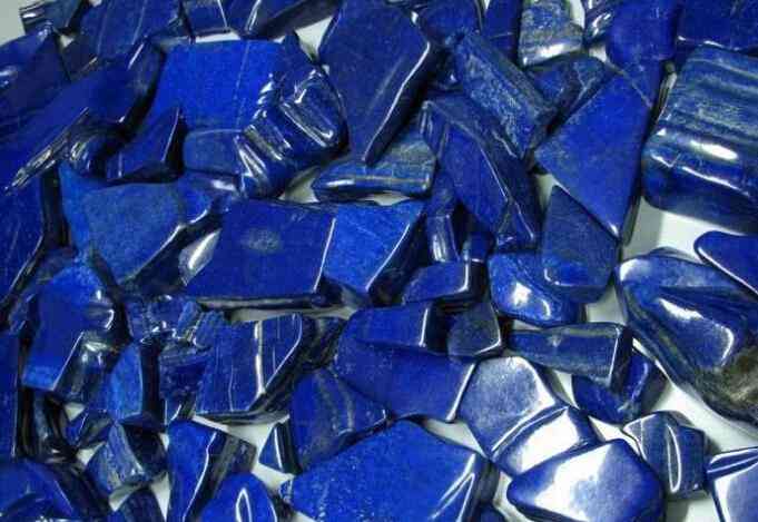 青金石的寓意是什么(青金石 含义)