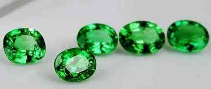 沙弗莱石是石榴石吗(沙弗莱 石榴石)