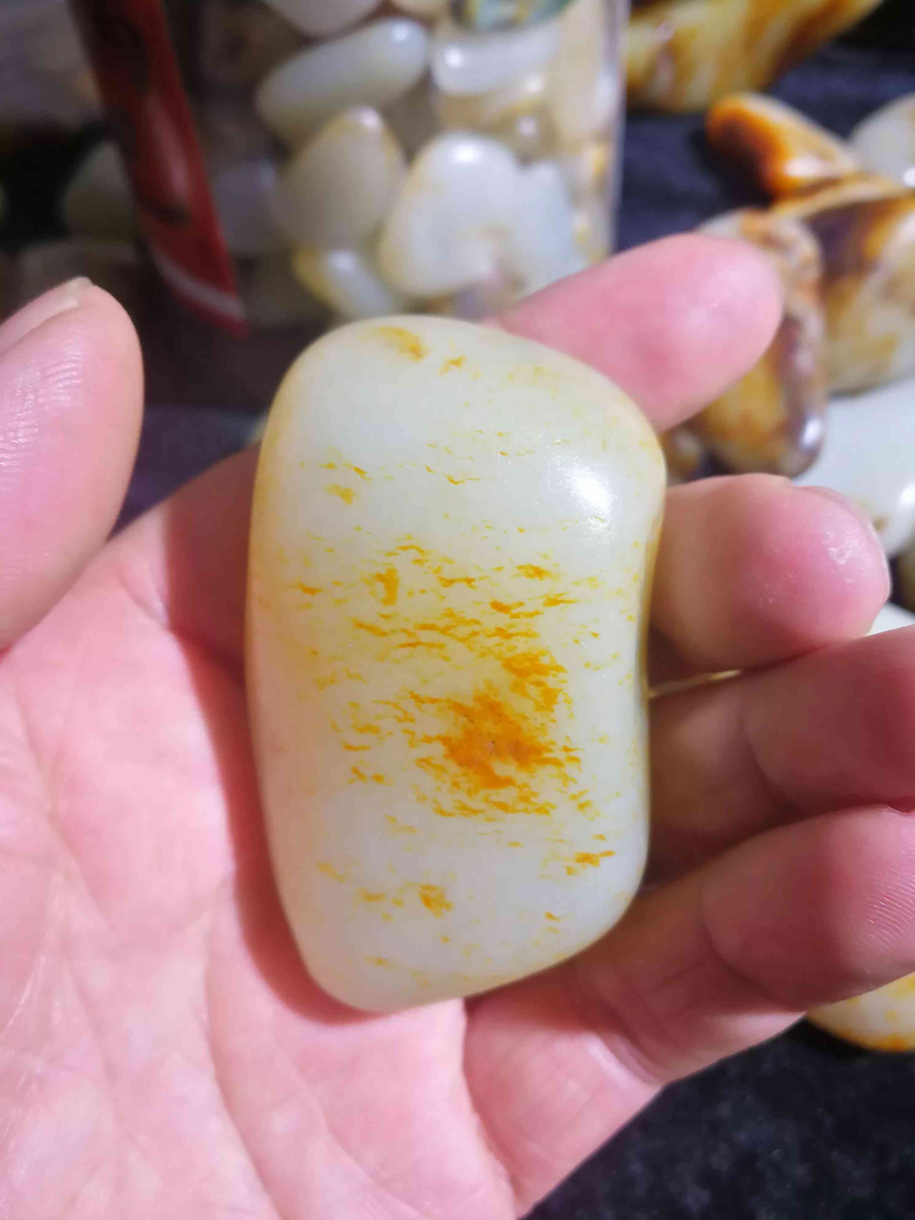 中国新疆和田玉(中国新疆和田玉价格)