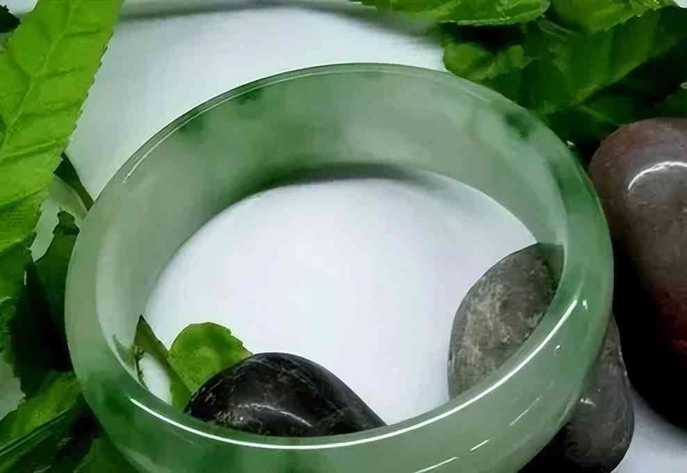 冰种翡翠市场价格(冰种翡翠市场价格表)