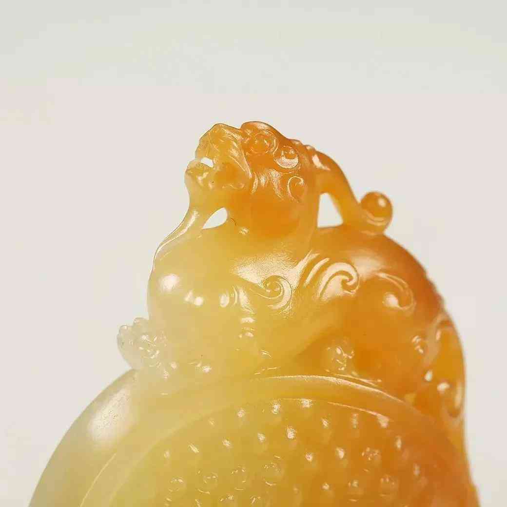 正宗和田黄玉籽料多少钱一克(和田黄籽玉市场价格)