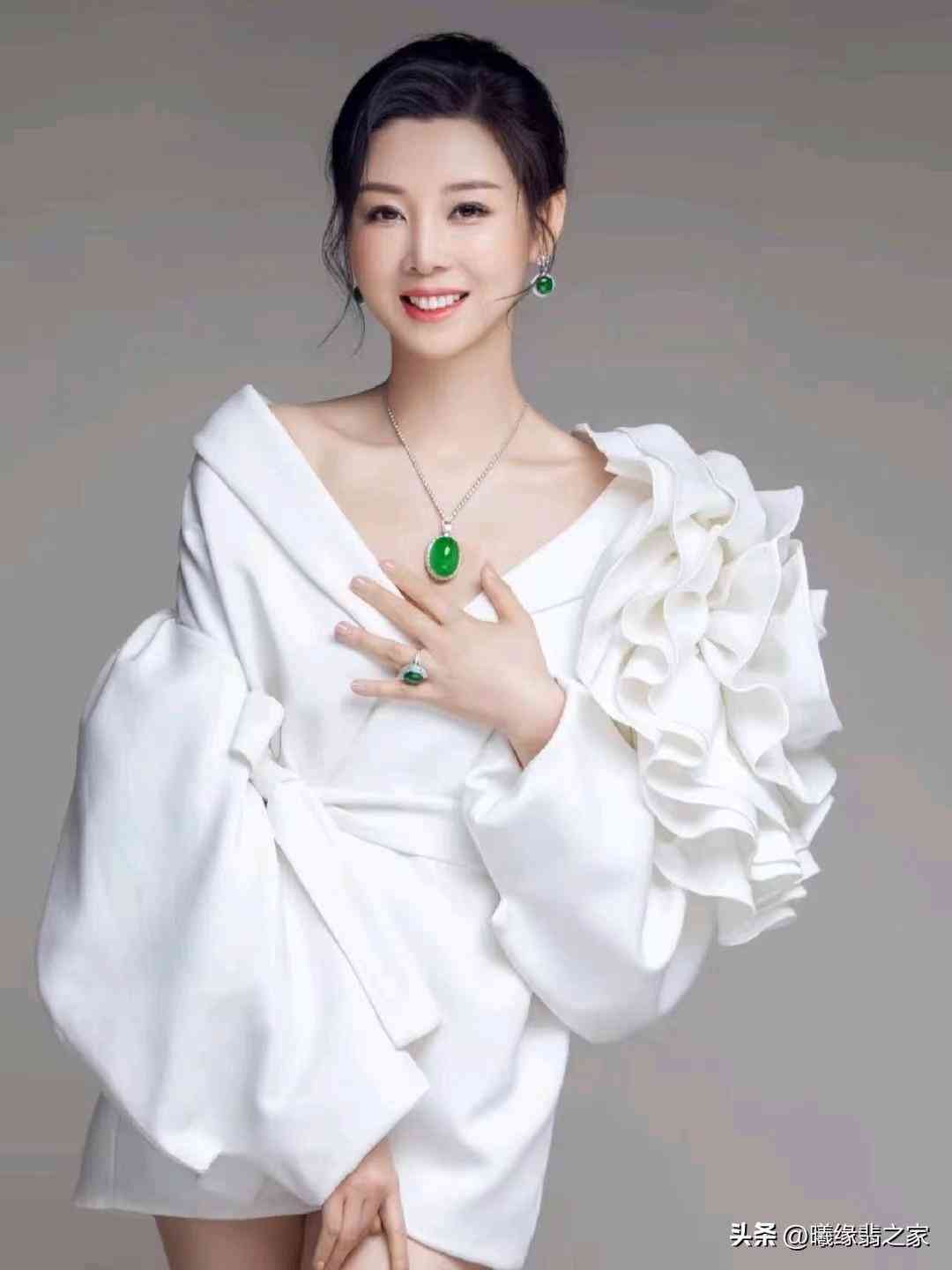 一般多少钱可以买到真翡翠(真的翡翠一般多少钱)