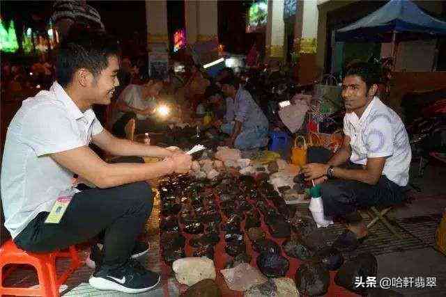 瑞丽翡翠市场(瑞丽翡翠市场现状)插图8