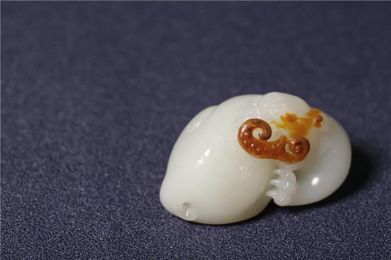 羊脂玉值不值钱(羊脂玉值得收藏吗)插图12