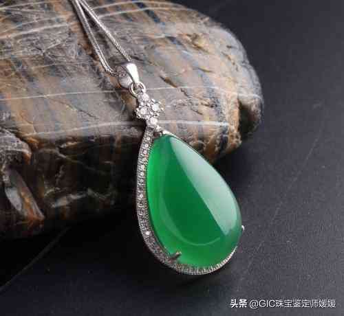 什么是玉髓玉髓的价值(什么是玉髓玉髓的价值呢)插图5 什么是玉髓玉髓的价值(什么是玉髓玉髓的价值呢)插图5