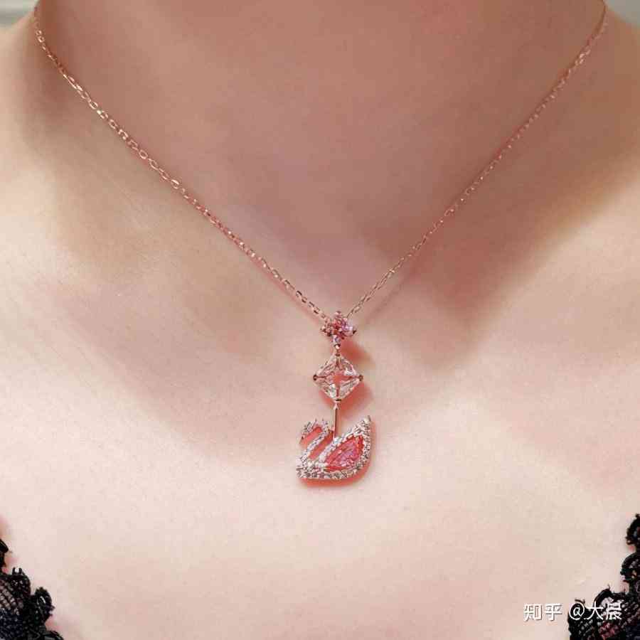 施华洛世奇档次很低吗(施华洛世奇什么档次)