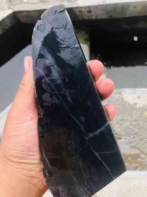 和田墨玉怎么识别真假(和田墨玉怎么识别真假图片)插图3