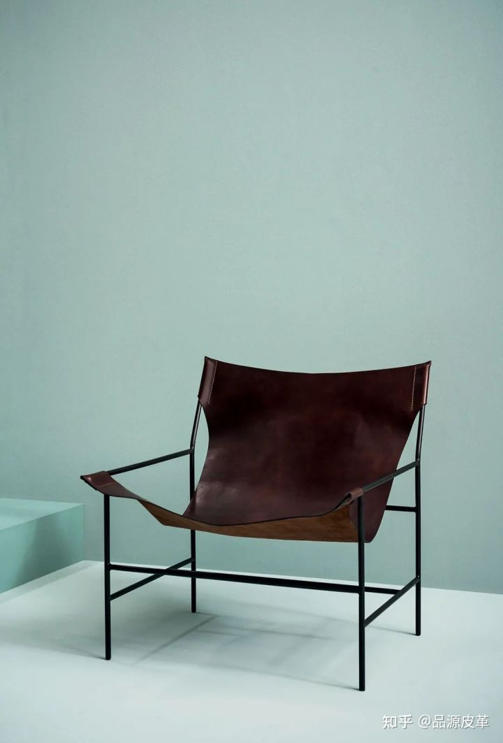 蒂芙尼蓝配色方案(蒂芙尼蓝色好看吗)插图15 蒂芙尼蓝配色方案(蒂芙尼蓝色好看吗)插图15