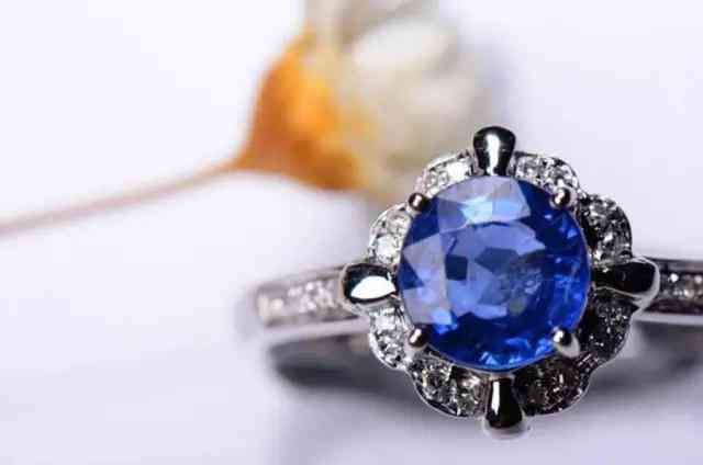 碧玺什么颜色最旺夫(碧玺的功效与作用)插图4