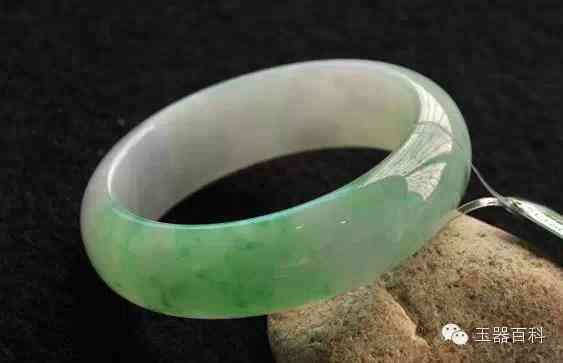 怎么看翡翠a货的真假(怎么辨别翡翠a货是否是真的)