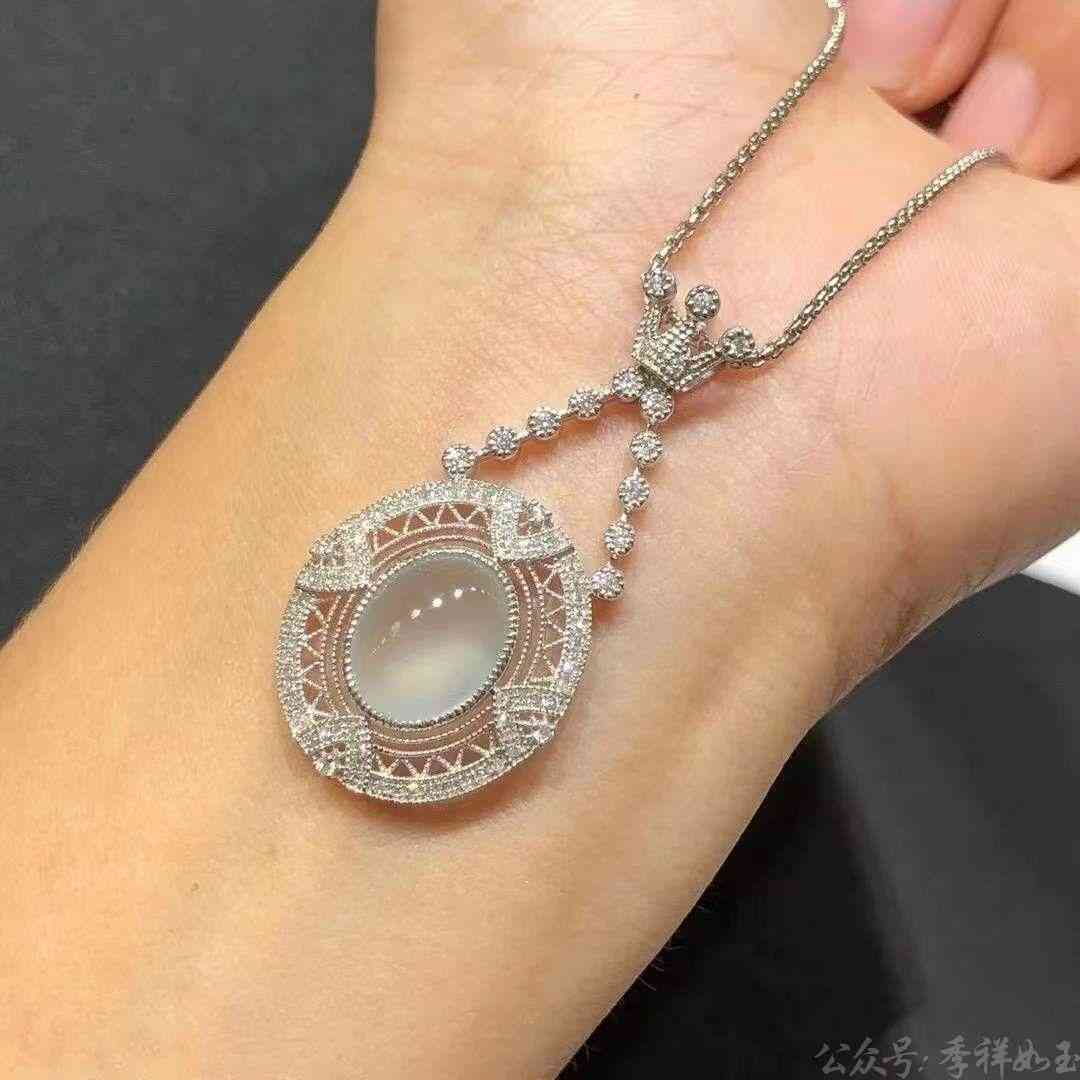 翡翠多少钱一克现在(翡翠价格2022)插图2