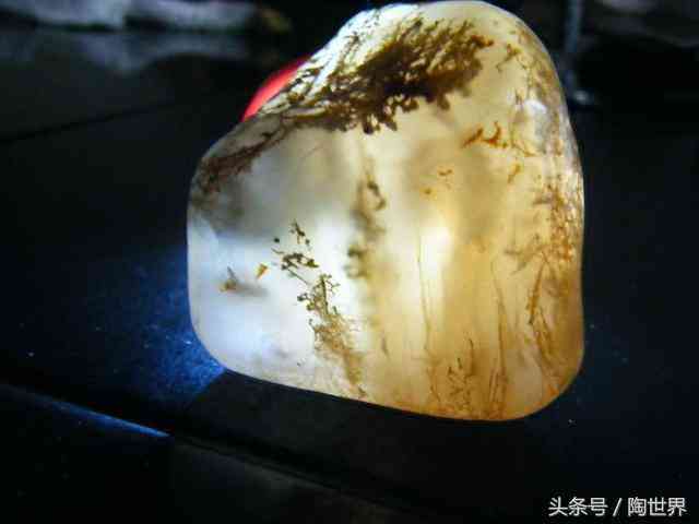300元买的玉髓是真的吗(真假玉髓对比照图片)插图13