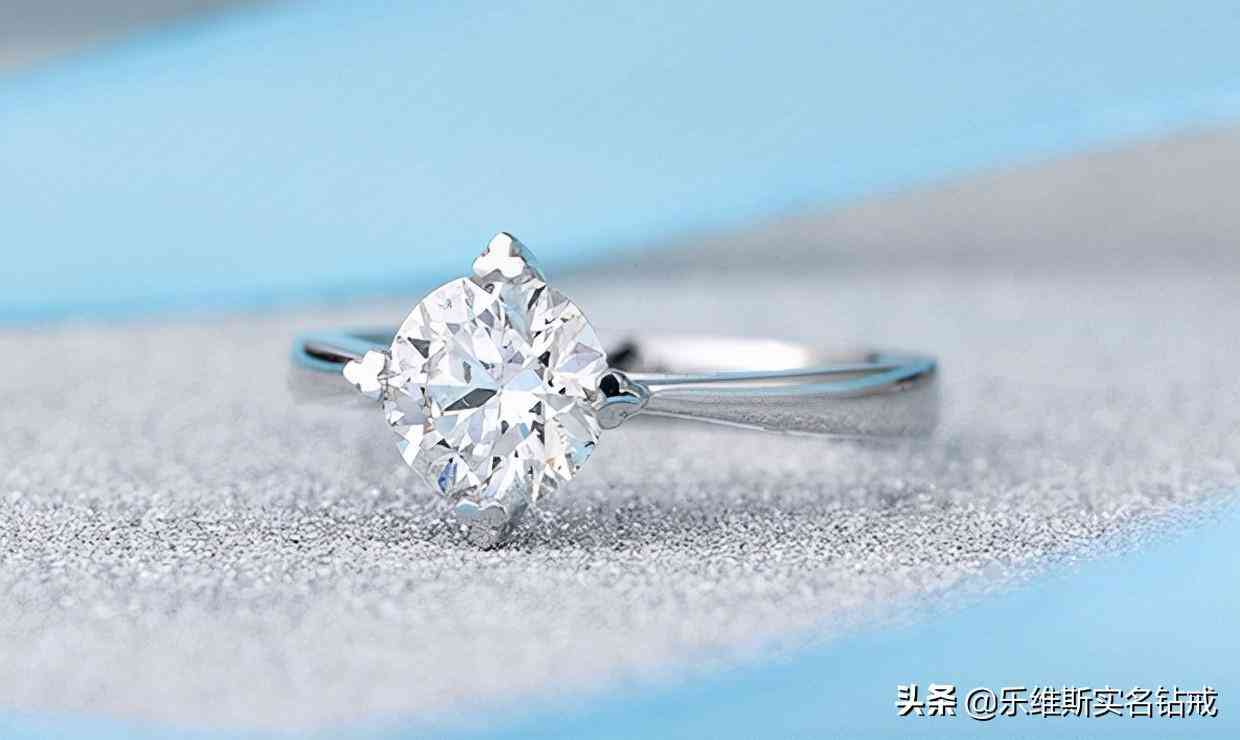 订婚戒指什么时候买(订婚戒指什么时候买最好)插图3