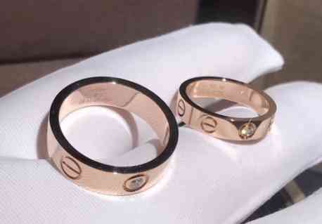 卡地亚无钻戒指多少钱(卡地亚手镯无钻多少钱)