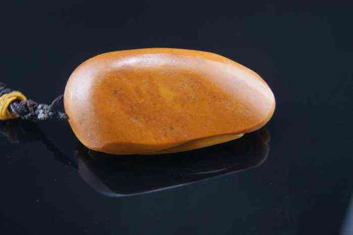 黄龙玉怎么鉴定真假(云南黄龙玉一般多少钱)插图3