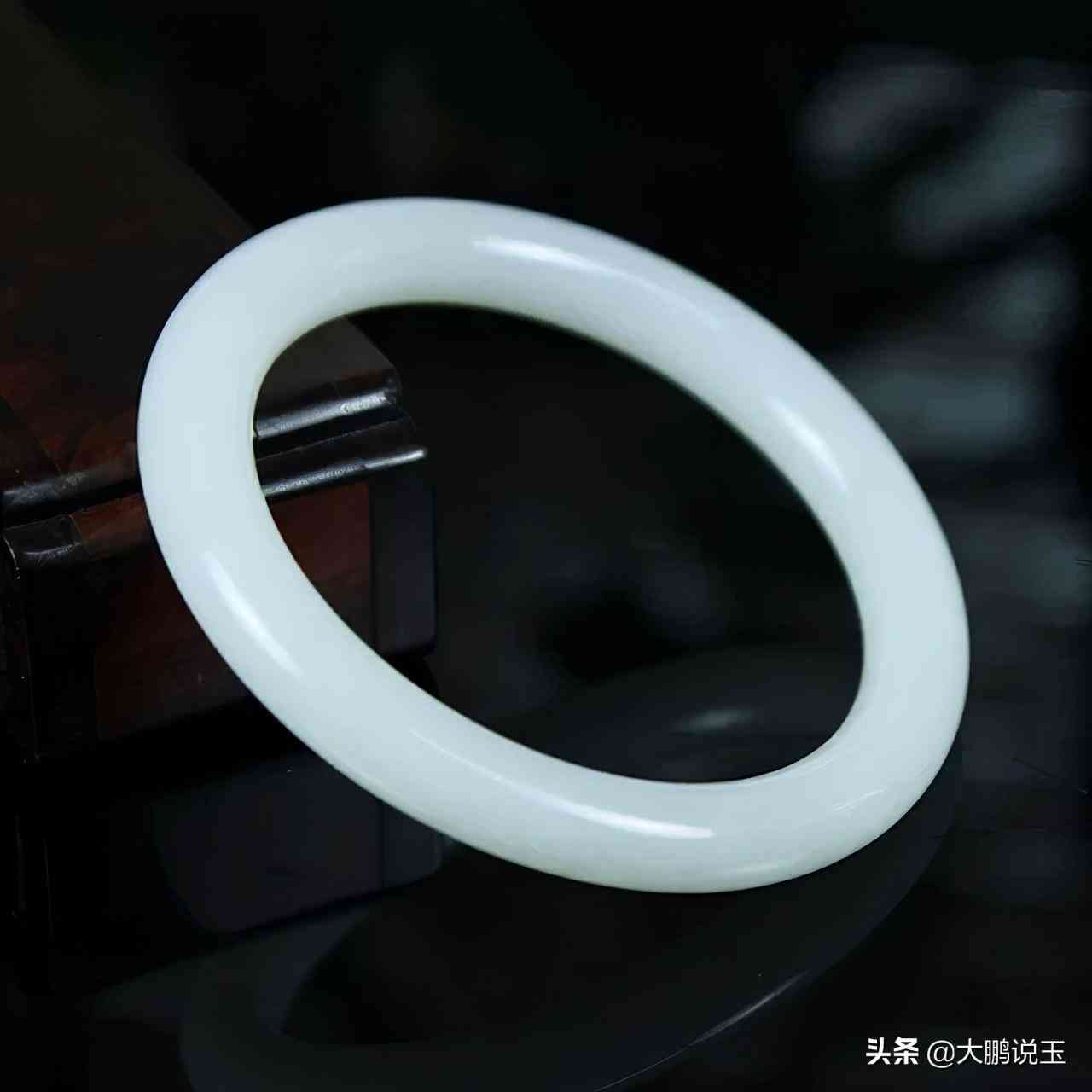 手镯圈口尺寸对照表(手镯圈口尺寸对照表 测量法)