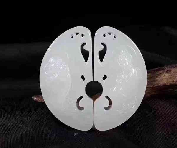 真和田玉多少钱一克(真和田玉怎么辨别真假)插图2 真和田玉多少钱一克(真和田玉怎么辨别真假)插图2