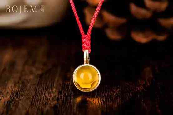 彩发晶的功效与作用佩戴禁忌(彩发晶的功效与作用图片颜色越深越好嘛)插图6