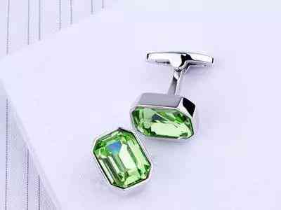 彩发晶的功效与作用佩戴禁忌(彩发晶的功效与作用图片颜色越深越好嘛)插图10