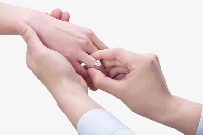 婚礼交换戒指是对戒还是钻戒(婚礼交换戒指在哪个环节)插图7