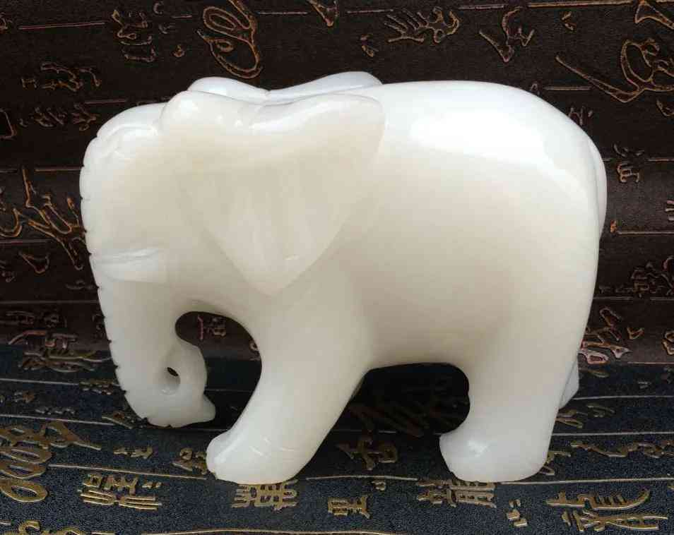 阿富汗白玉(阿富汗白玉是什么玉值钱吗)插图1 阿富汗白玉(阿富汗白玉是什么玉值钱吗)插图1