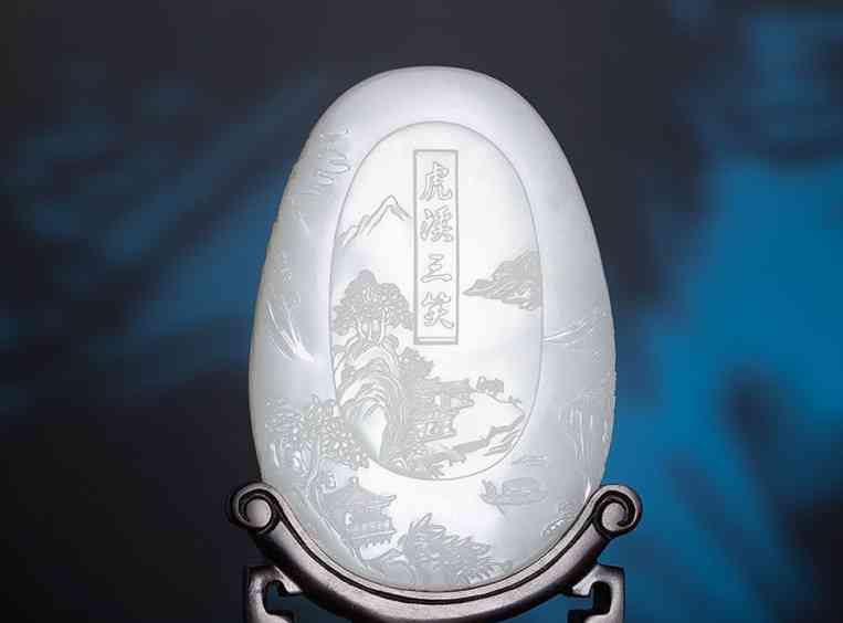 怎么买玉镯不被坑(挑选翡翠的四个口诀)